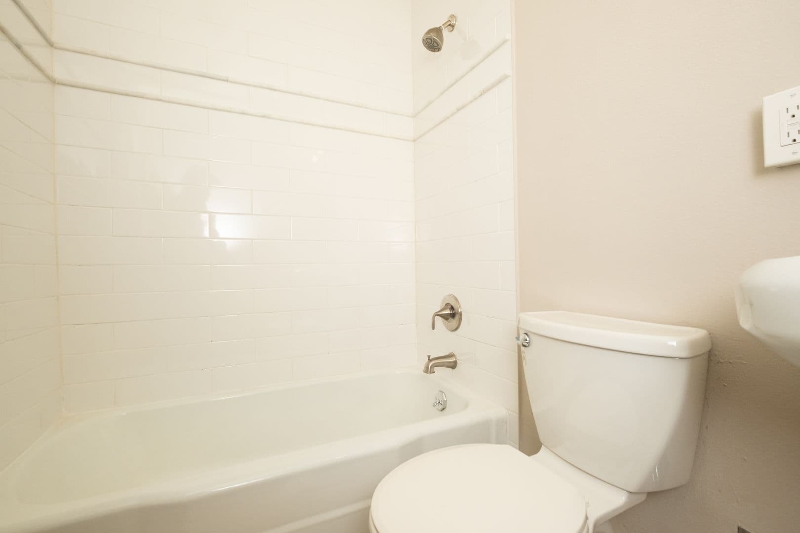 Portland Apartment: 1117 SW Alder St.