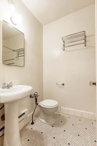 Portland Apartment: 831 SW Vista Ave