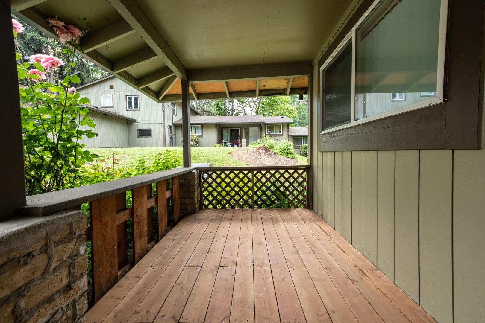 Portland Apartment: 13625 SE Stark St.