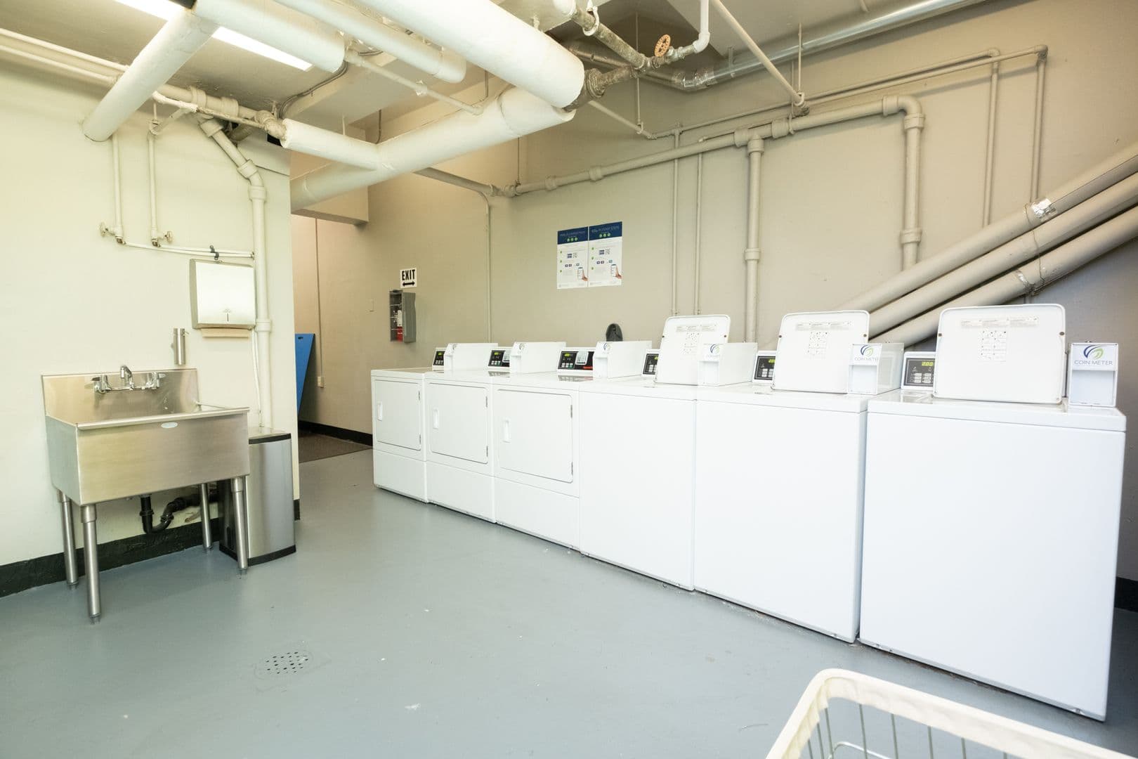 Portland Apartment: 2199 NW Everett St