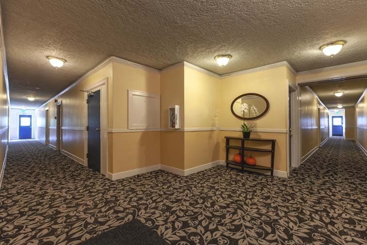 Portland Apartment: 1037 NW 20th Ave