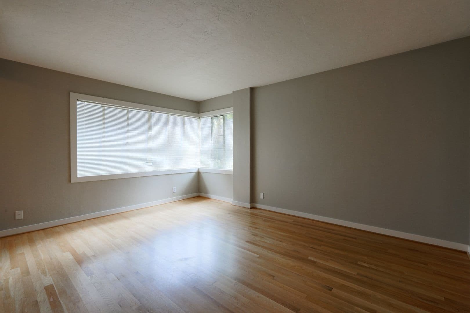Portland Apartment: 2199 NW Everett St