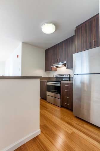 Portland Apartment: 210 NW 20th Ave
