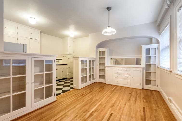 Portland Apartment: 831 SW Vista Ave