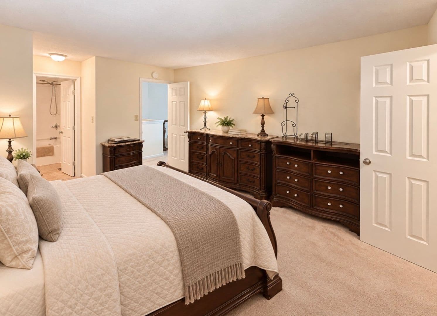 Newport News House: 355 Lee Mills Dr