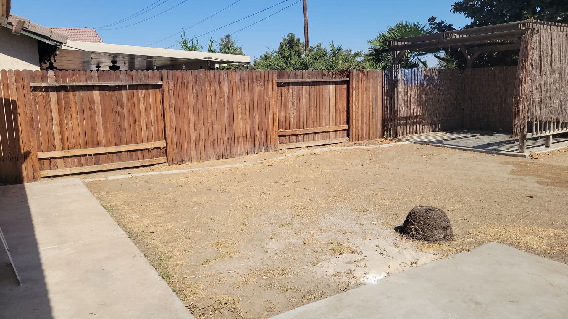 Bakersfield House: 5806 Bridge Creek Ave