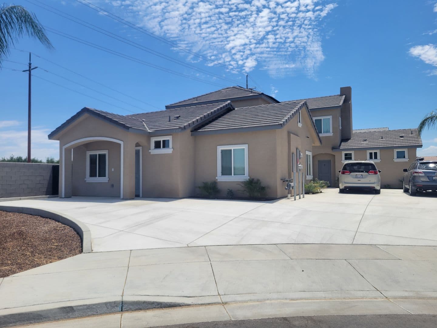 Bakersfield Apartment: 8307 Frankie Lou