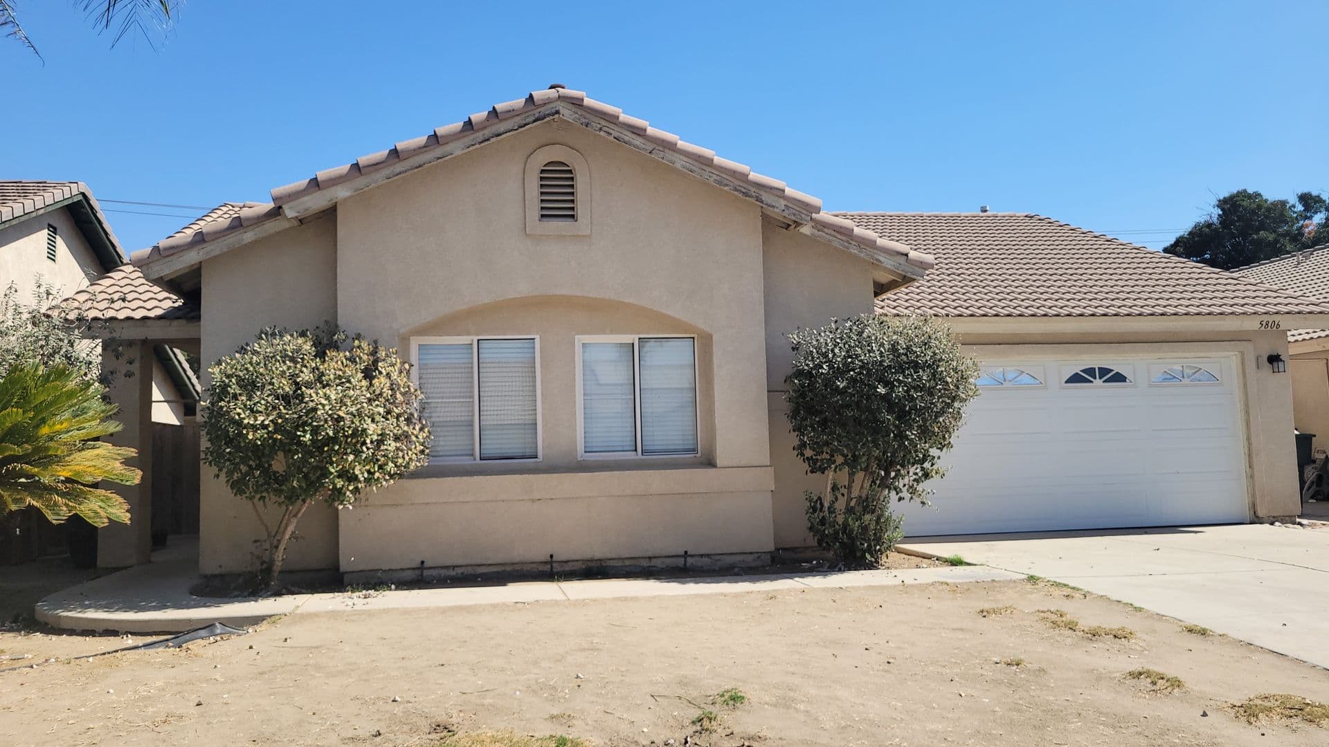 Bakersfield House: 5806 Bridge Creek Ave
