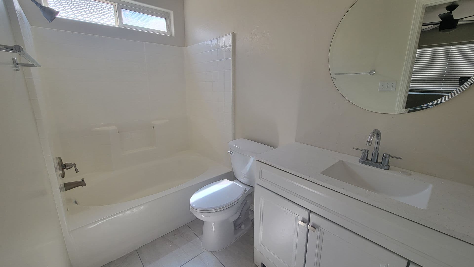 Bakersfield House: 5806 Bridge Creek Ave