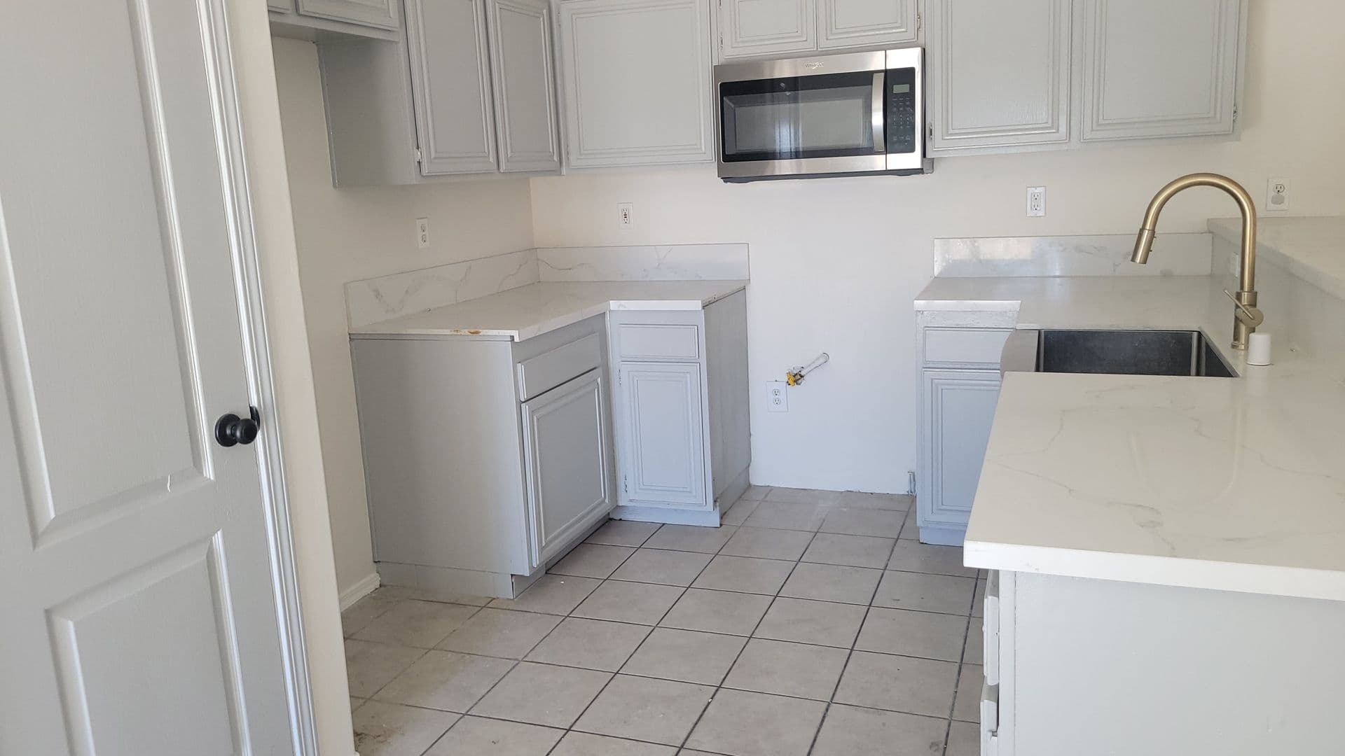 Bakersfield House: 5806 Bridge Creek Ave