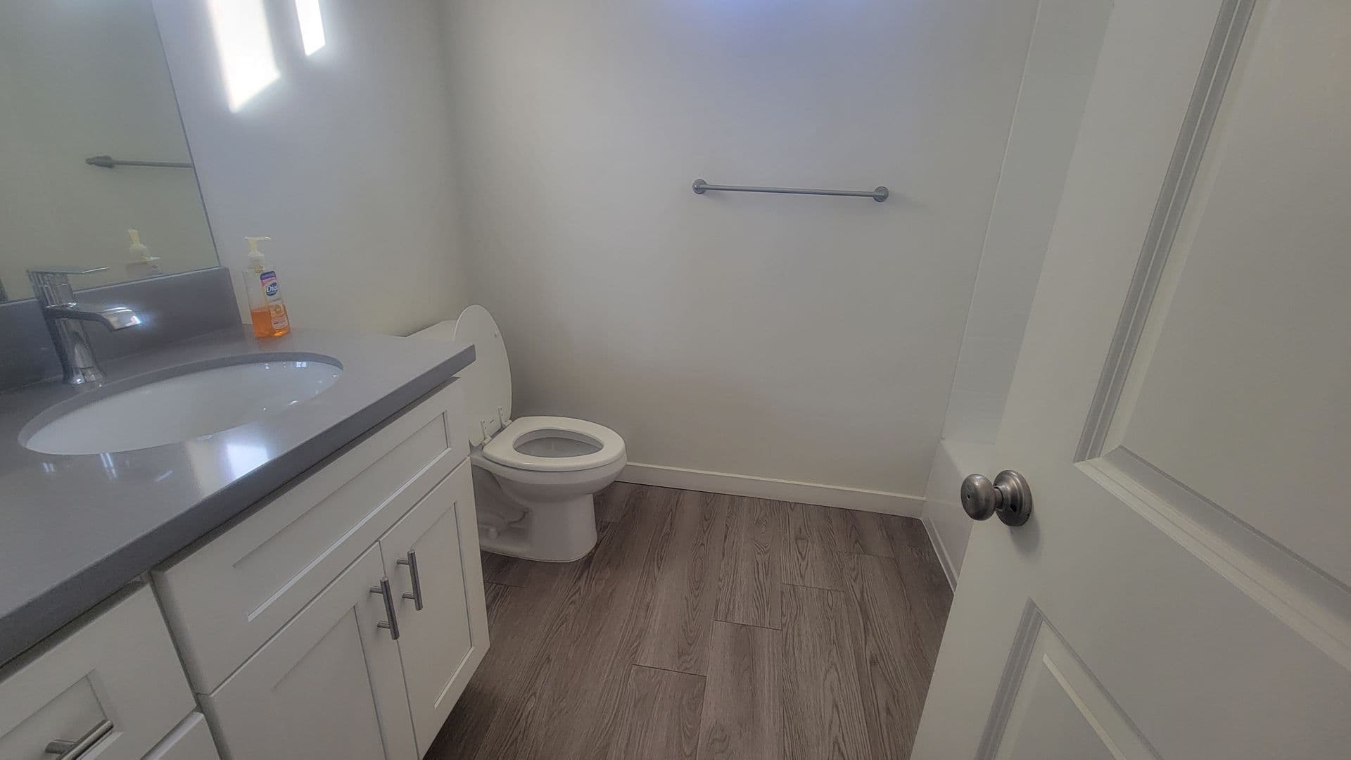 Bakersfield Apartment: 9708 Krista Vineyard Way