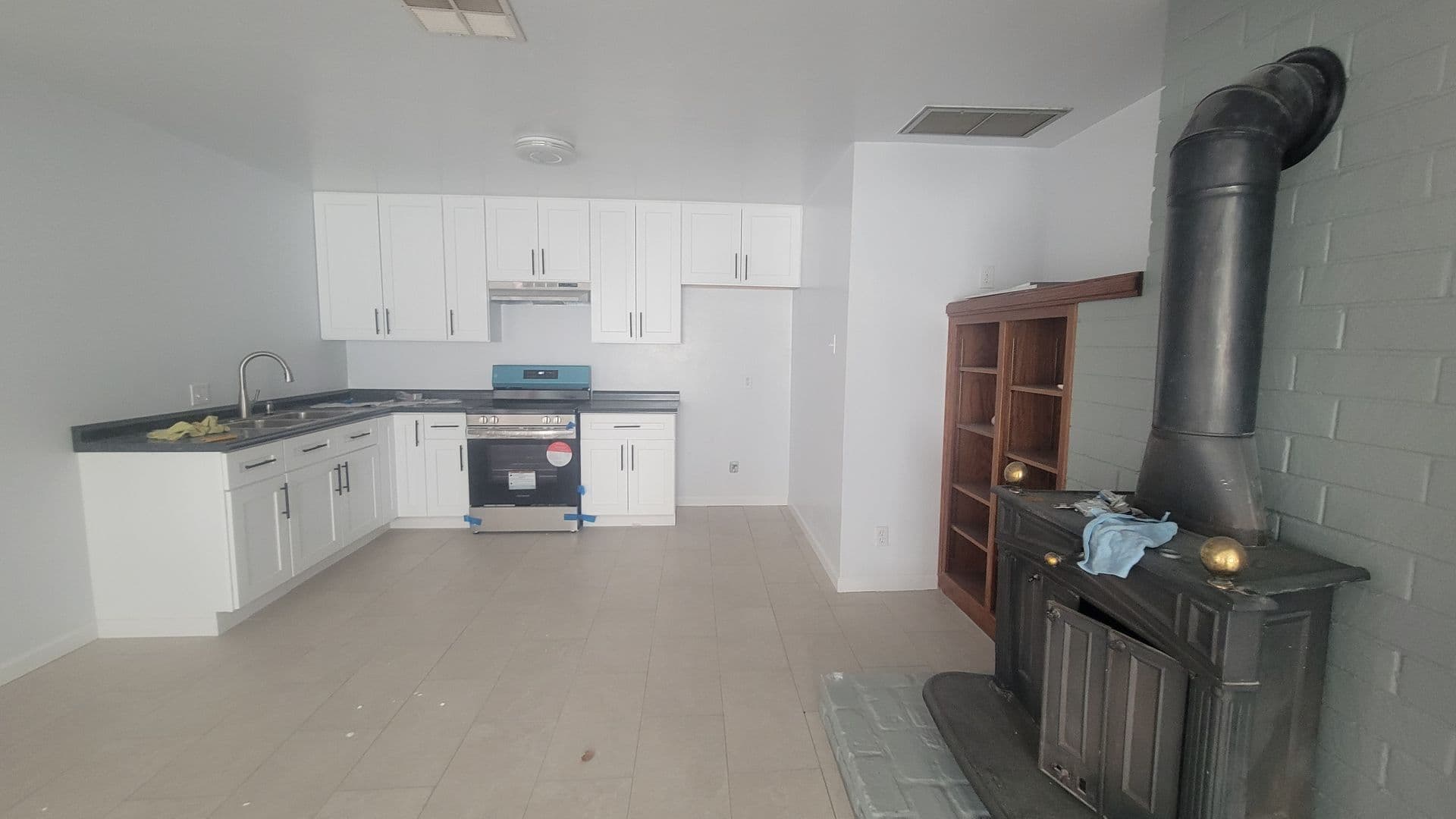 Bakersfield Apartment: 2801 El Berrendo Ave.