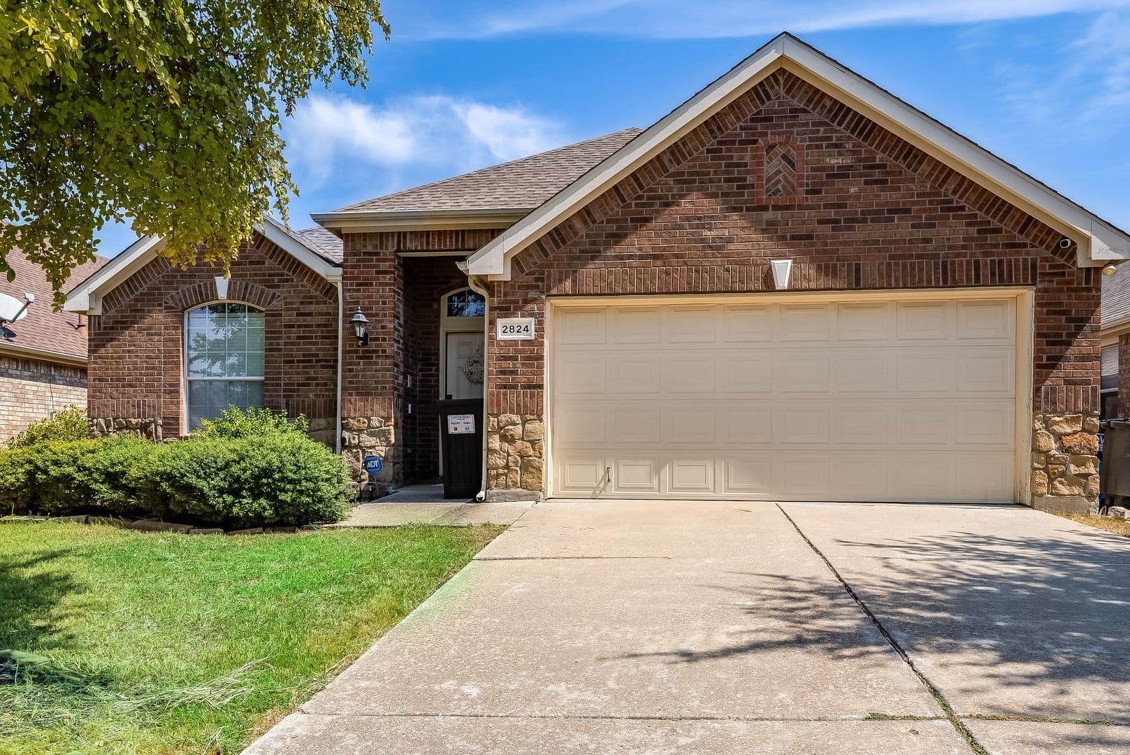 Little Elm House: 2824 Dawn Springs Drive