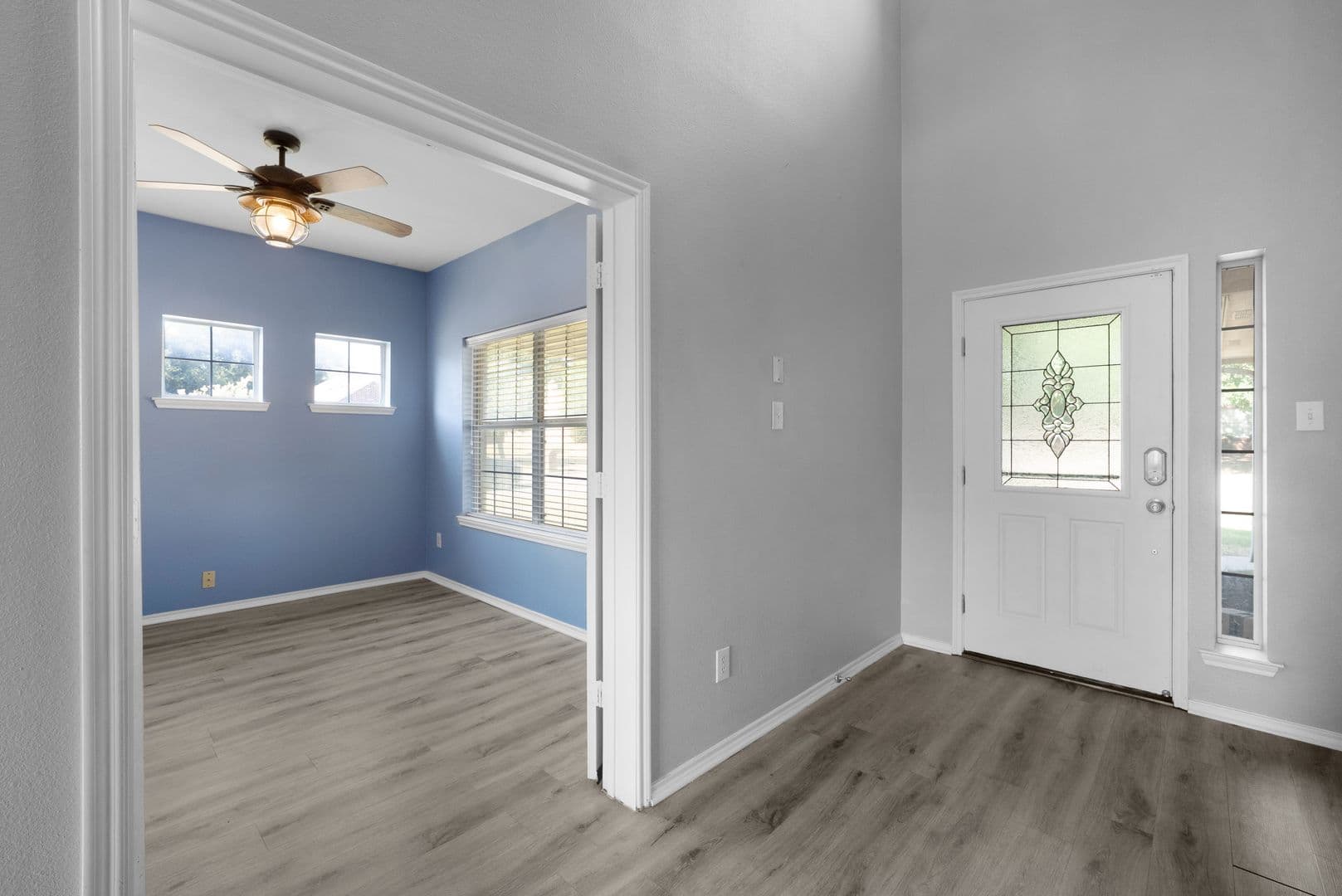 Oak Point House: 317 Sheridan Road