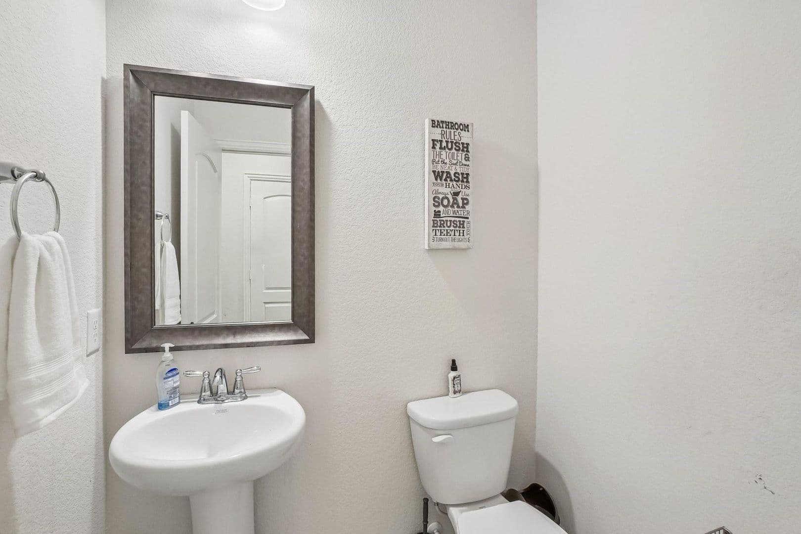Mansfield House: 2603 Wallingford Drive