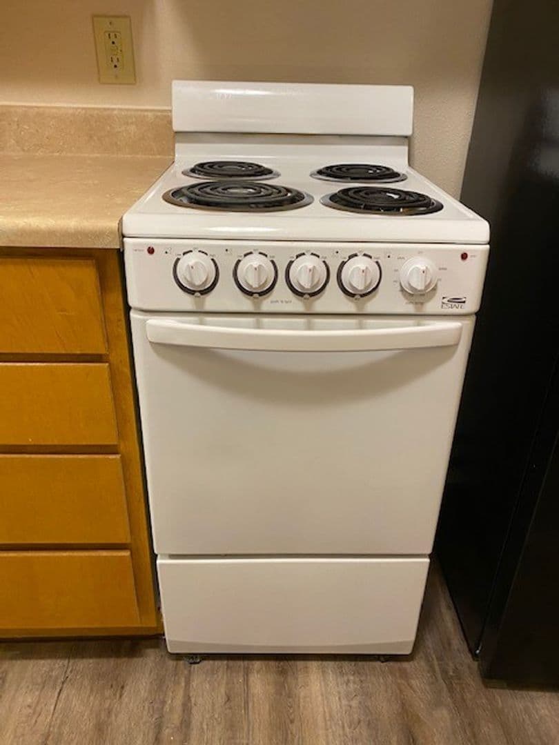 ORANGE Apartment: 7071 S. BILBO RD. UNIT 11