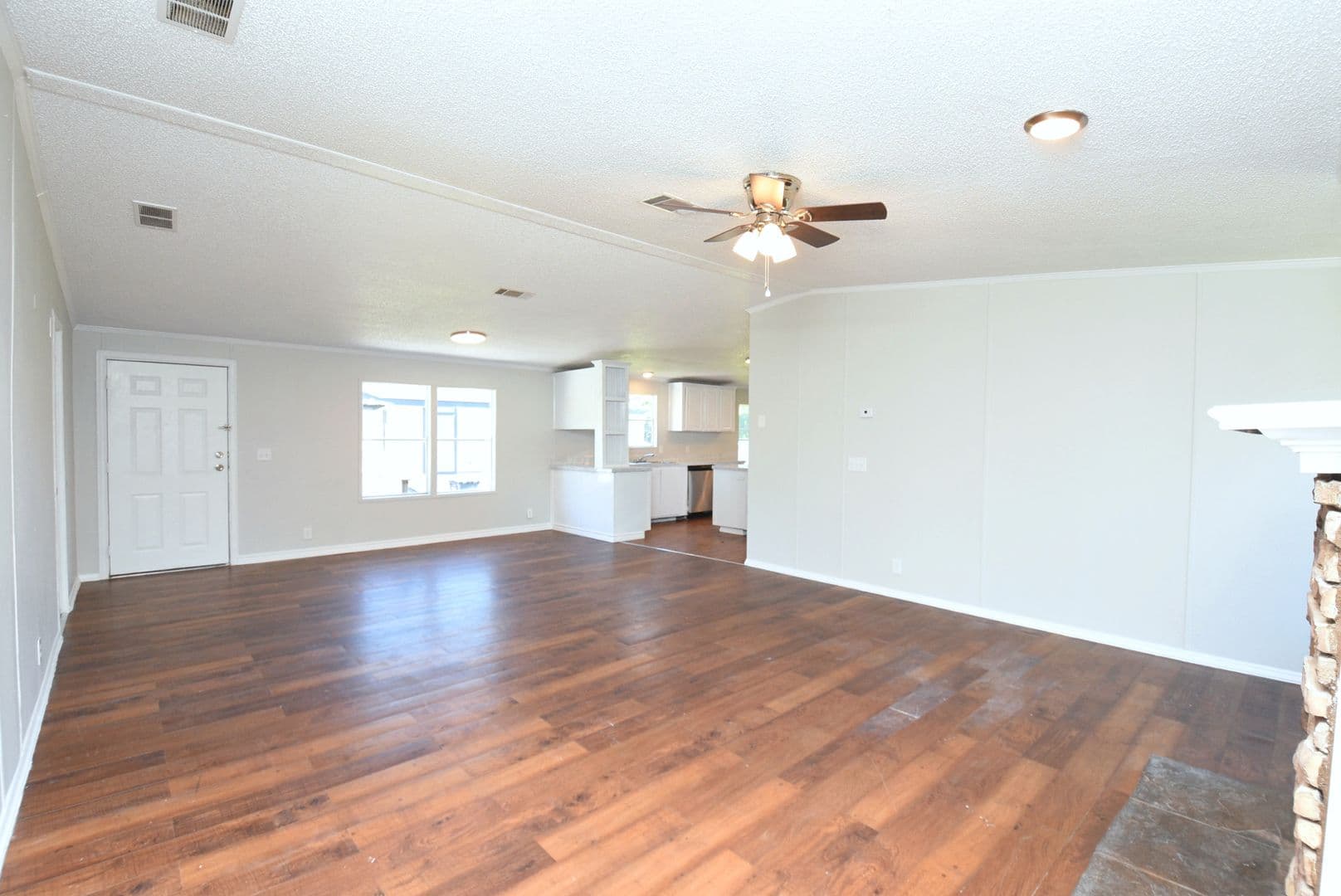 Conroe House: 12767 Roy Harris Loop