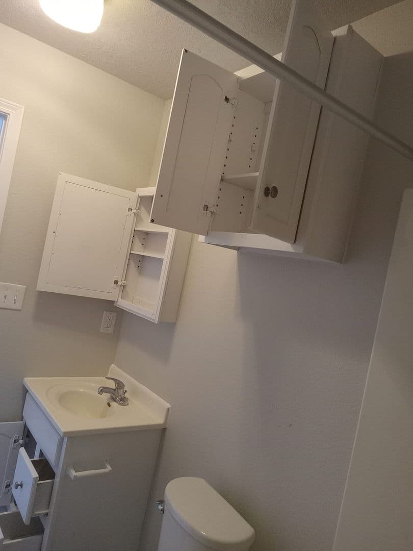ORANGE Apartment: 7071 S. BILBO RD. UNIT 5