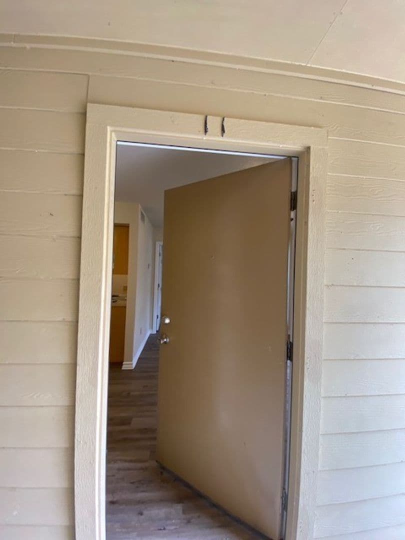 ORANGE Apartment: 7071 S. BILBO RD. UNIT 11