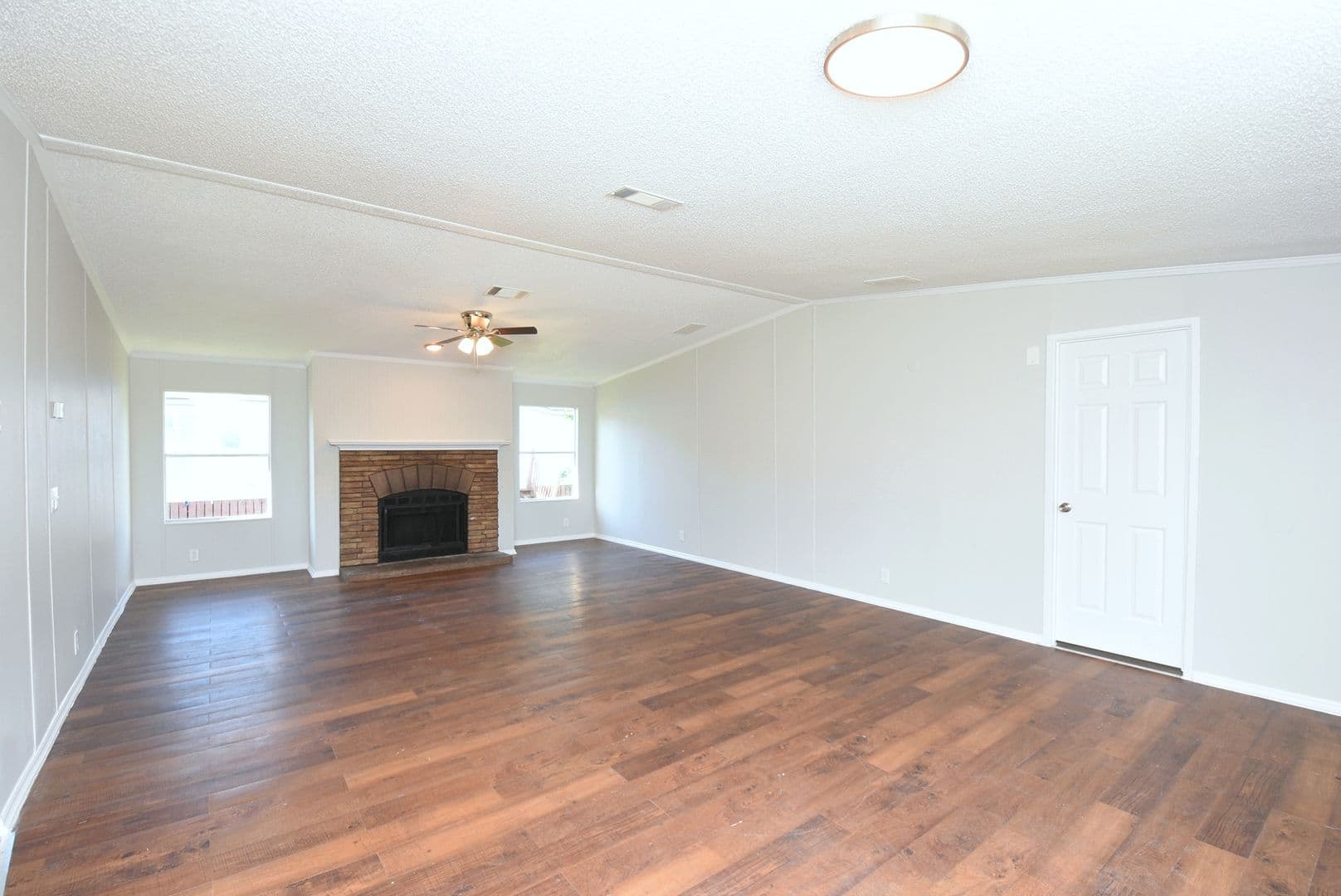 Conroe House: 12767 Roy Harris Loop