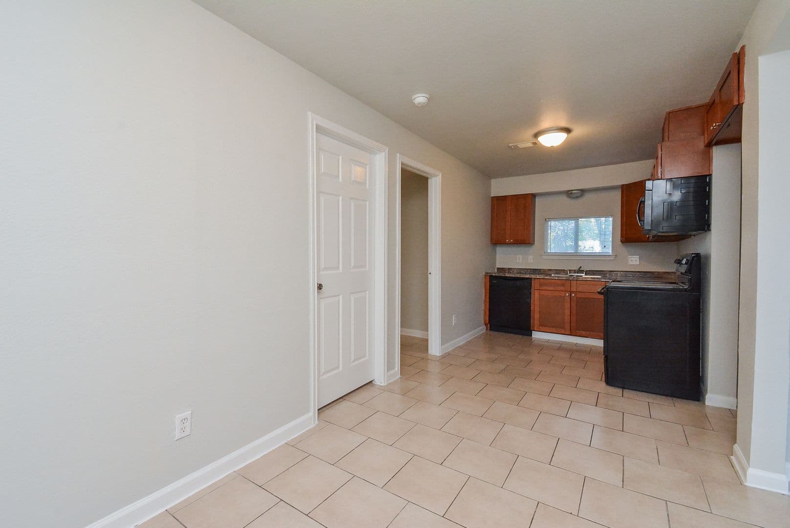 HOUSTON Apartment: 2118 THONIG