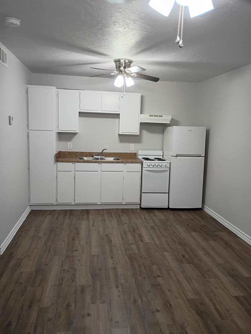 ORANGE Apartment: 7071 S. BILBO RD. UNIT 17