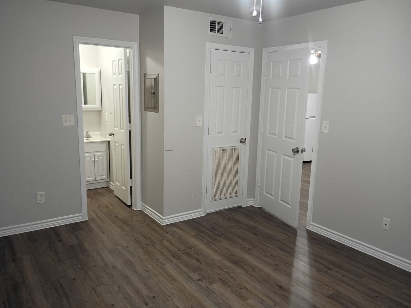 ORANGE Apartment: 7071 S. BILBO RD. UNIT 17