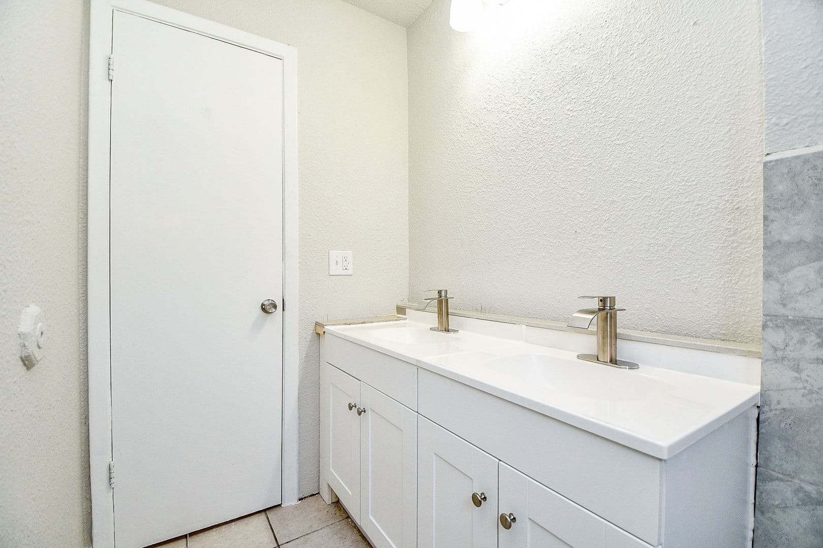 KATY Apartment: 1526 EAST AVENUE