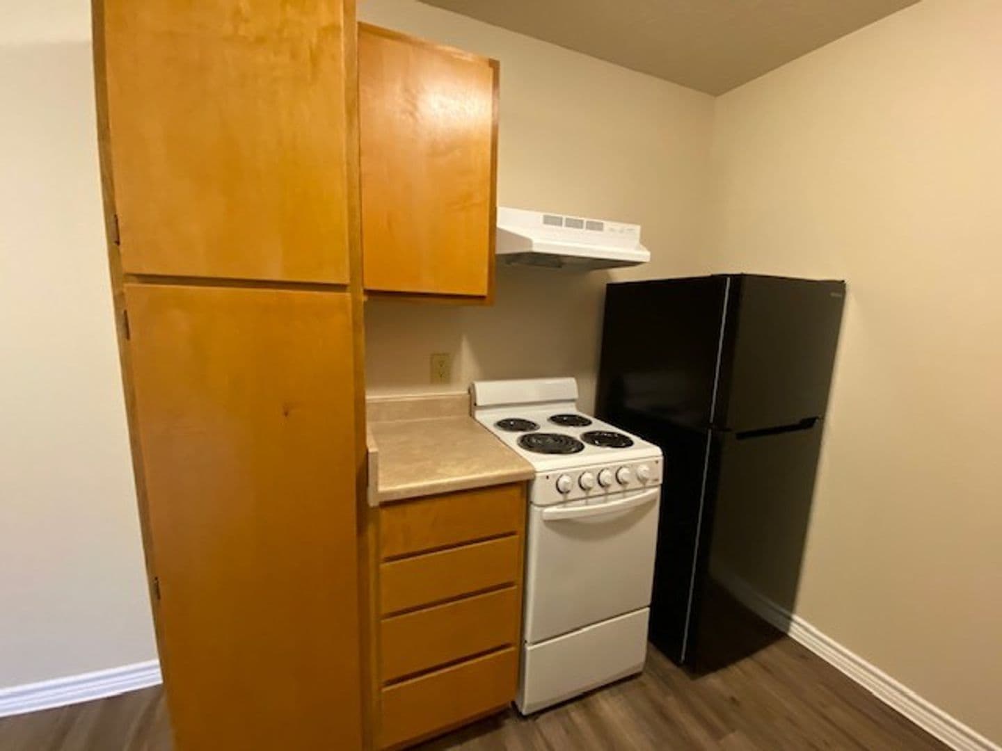 ORANGE Apartment: 7071 S. BILBO RD. UNIT 11