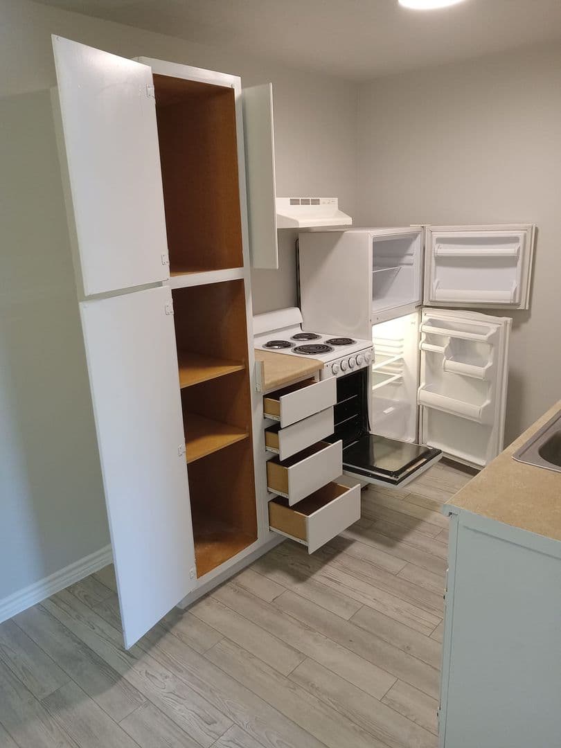 ORANGE Apartment: 7071 S. BILBO RD. UNIT 5