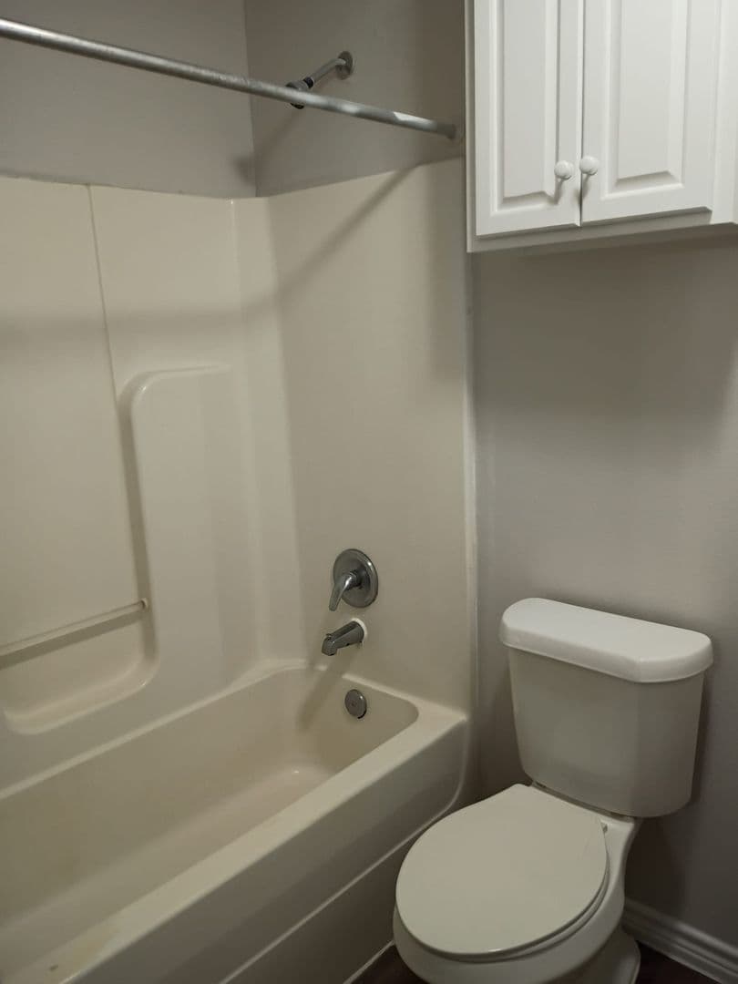 ORANGE Apartment: 7071 S. BILBO RD. UNIT 17