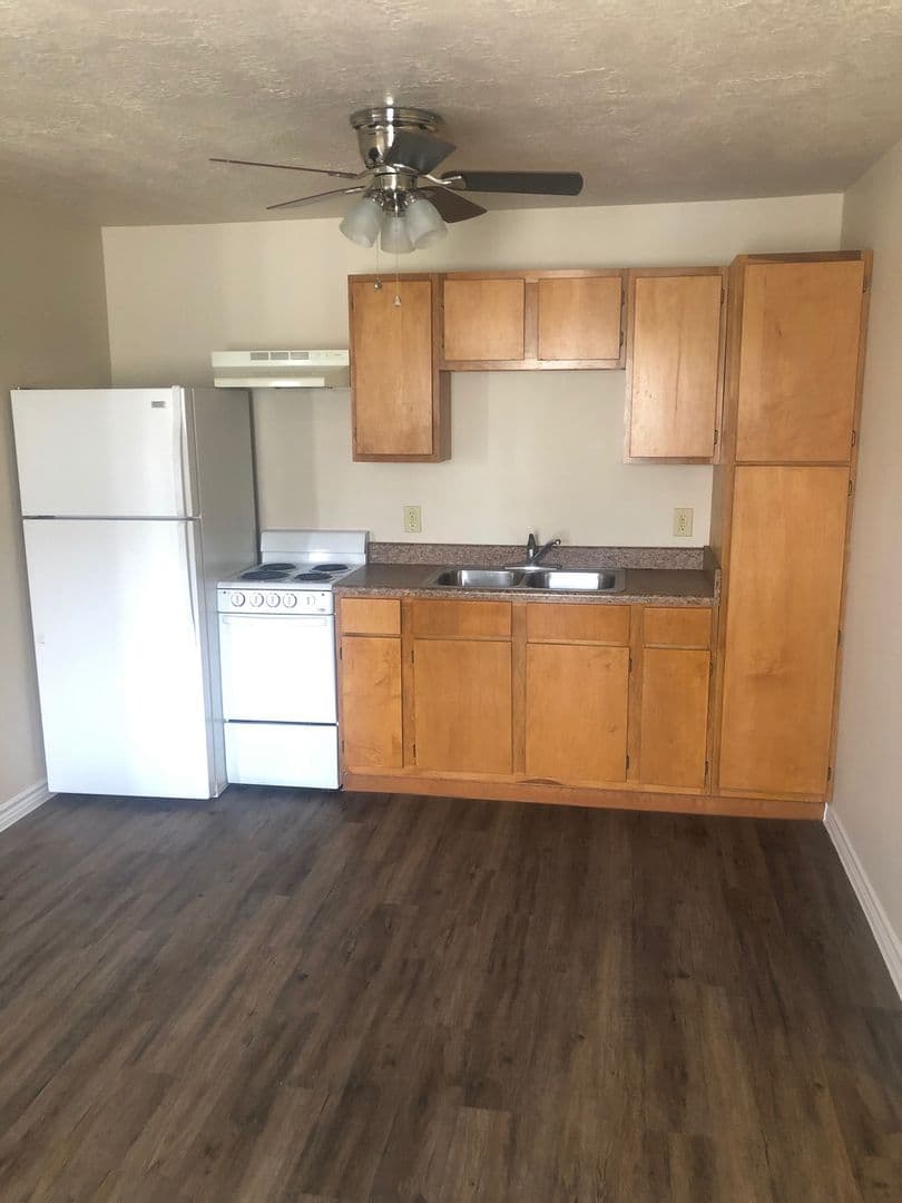 ORANGE Apartment: 7071 S. BILBO RD. UNIT 11