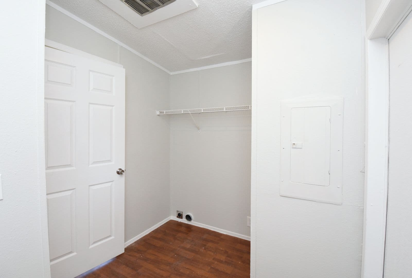 Conroe House: 12767 Roy Harris Loop