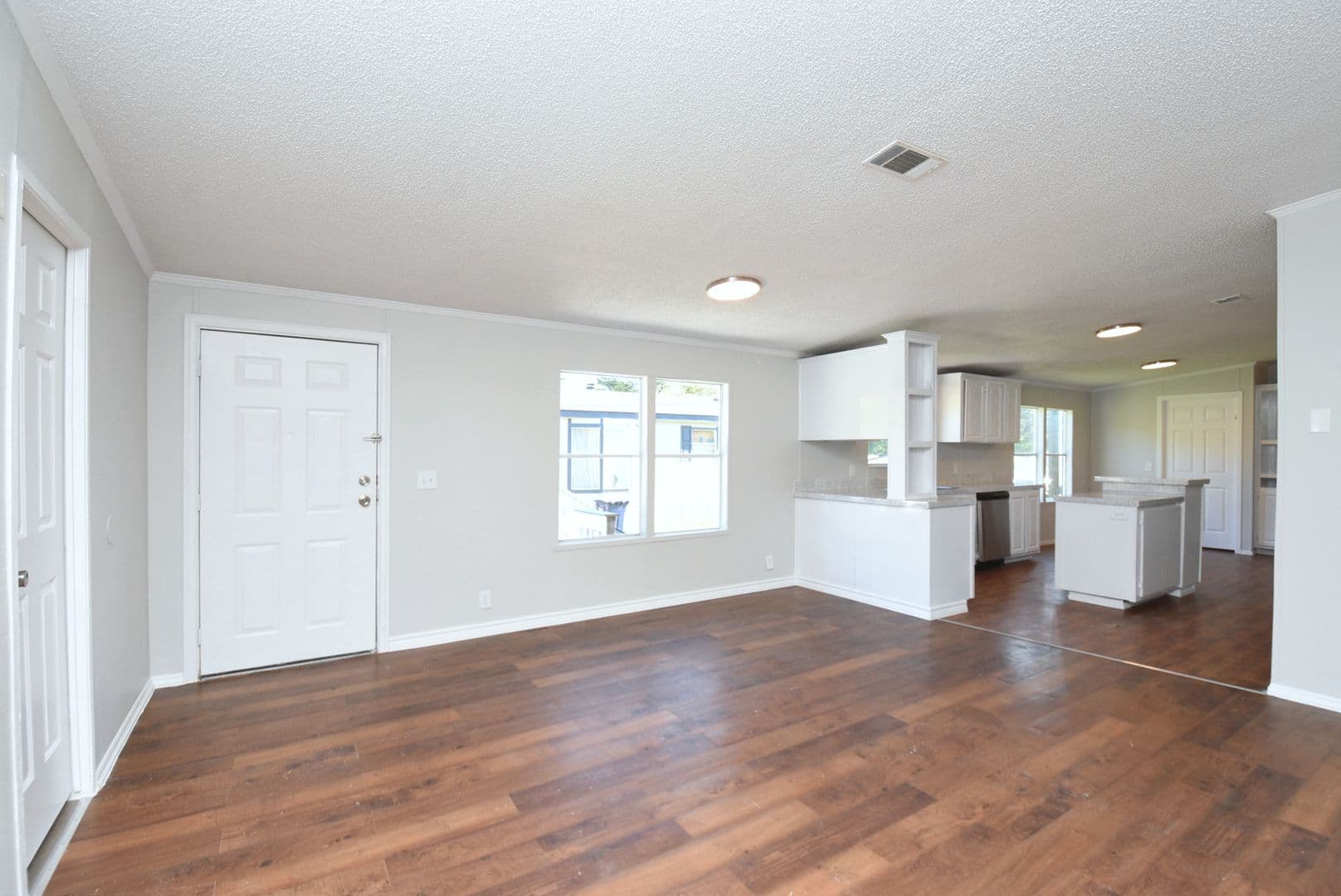 Conroe House: 12767 Roy Harris Loop