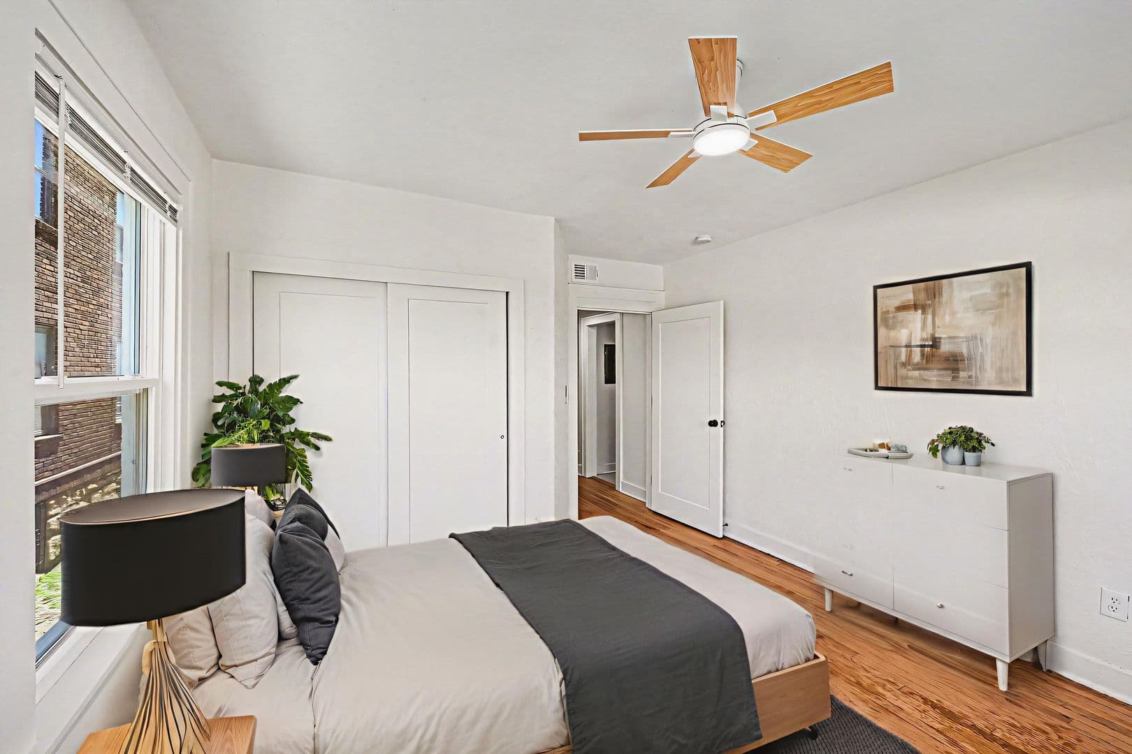 Kansas City Apartment: 516-526 W 39th Terrace