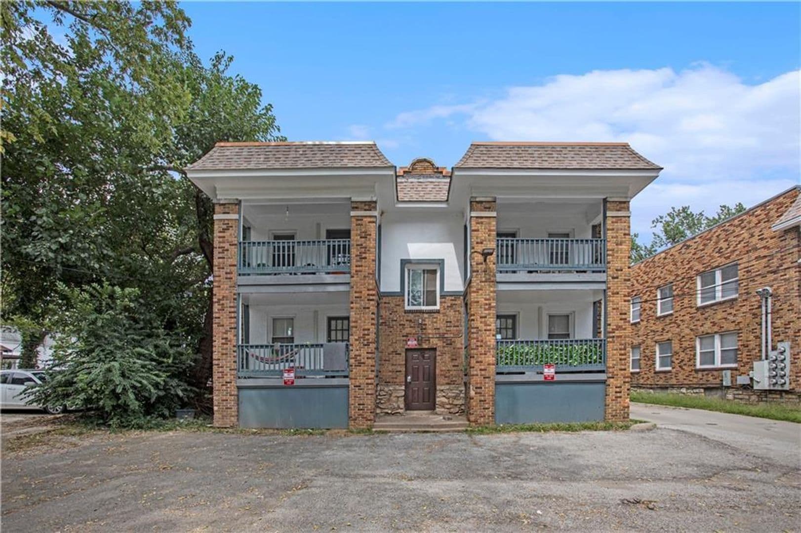 Kansas City Apartment: 2729 Campbell St