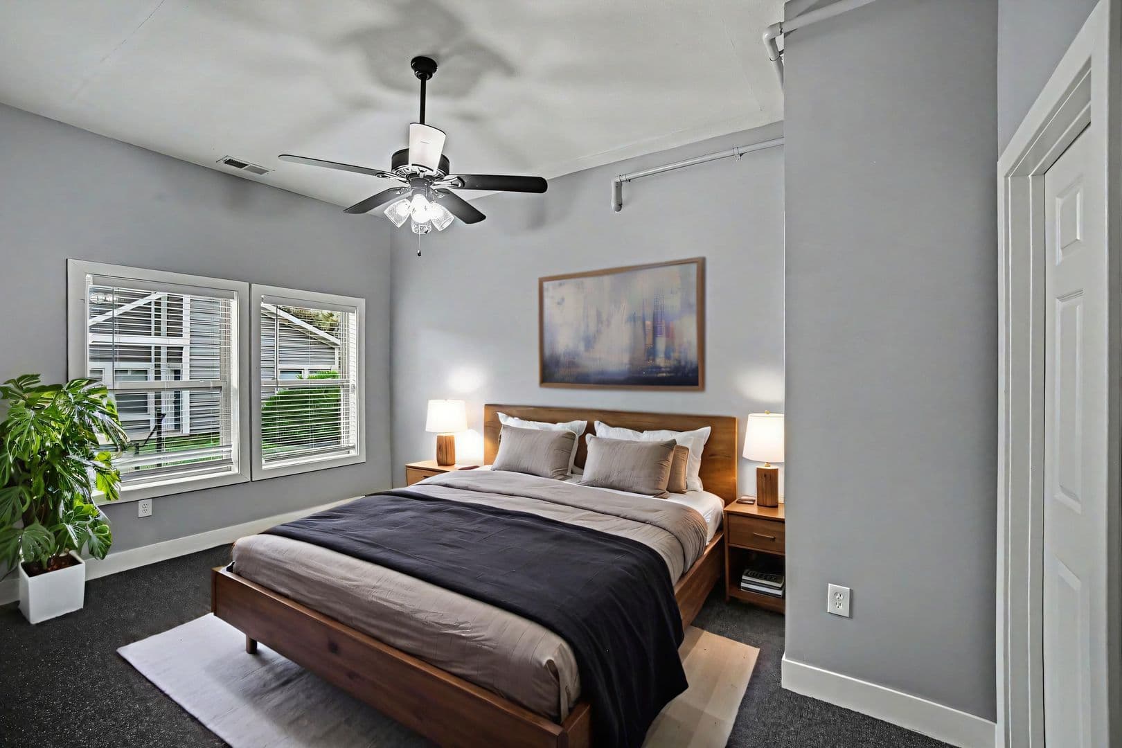 Kansas City Apartment: 5300 Longview Rd