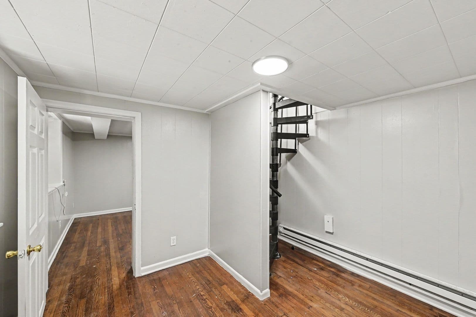 Kansas City Apartment: 4220 Harrison St