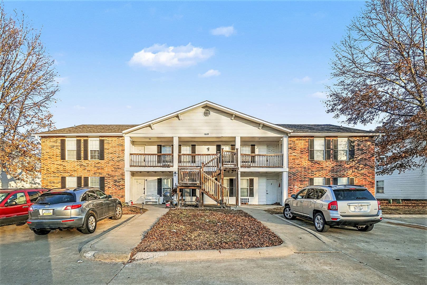 Olathe Apartment: 1610 E Kansas City Rd