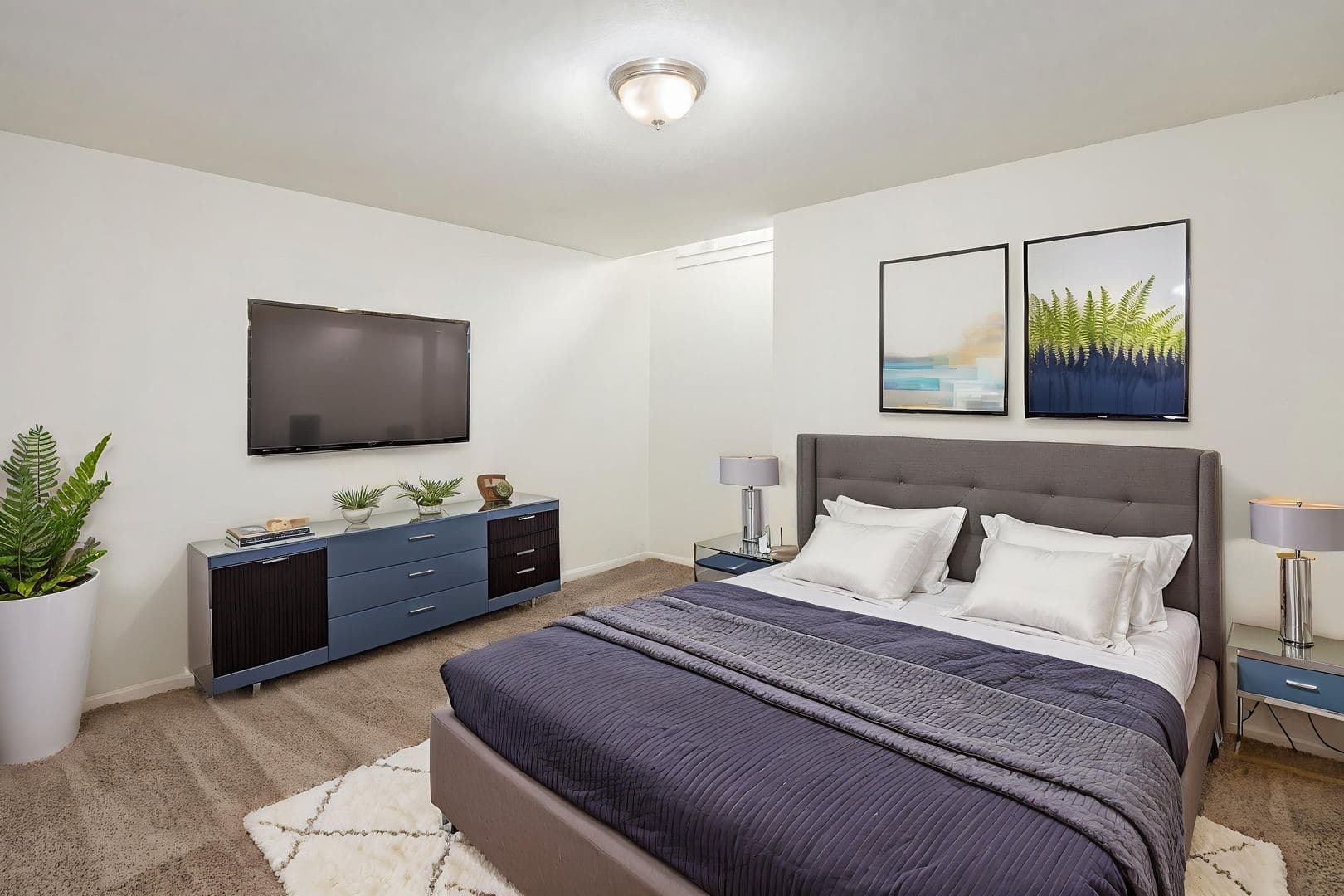 Gladstone Apartment: 7005 N Bales Ave