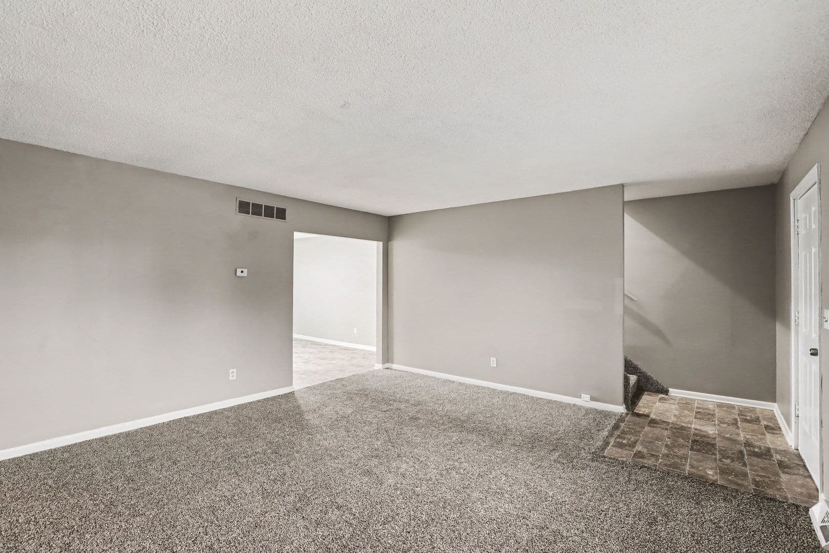Belton Apartment: 6820 Chapel Dr