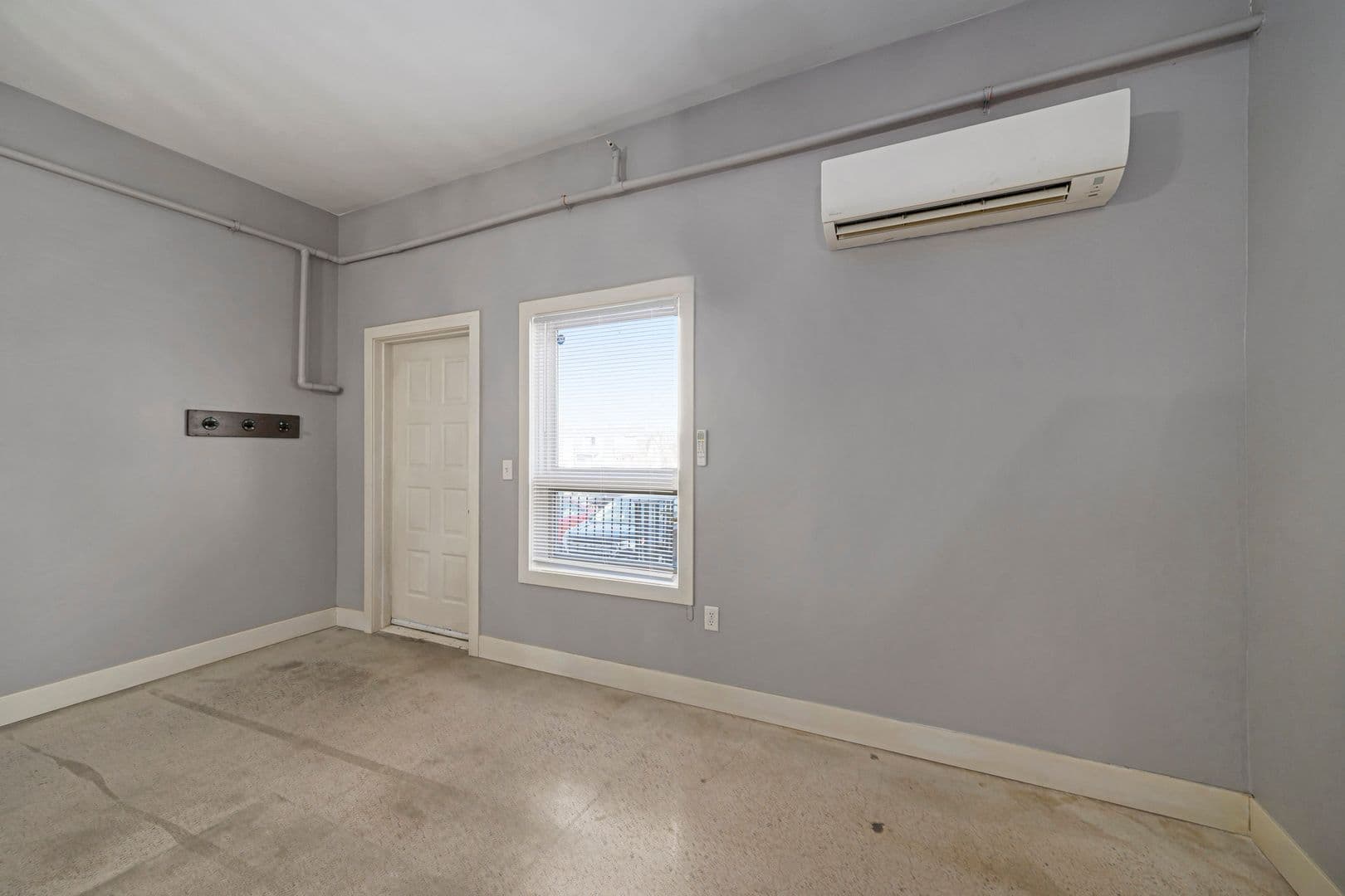 Kansas City Apartment: 5300 Longview Rd