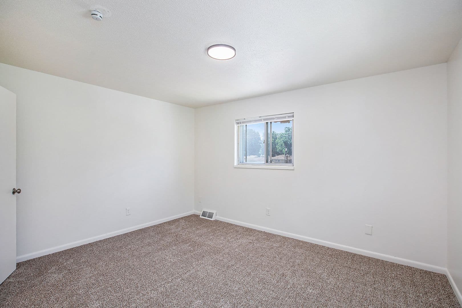 Raytown Apartment: 6315-6333 Ash St