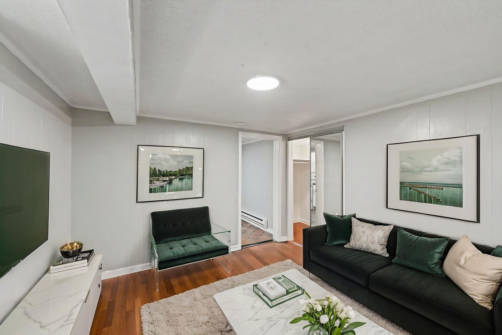 Kansas City Apartment: 4220 Harrison St