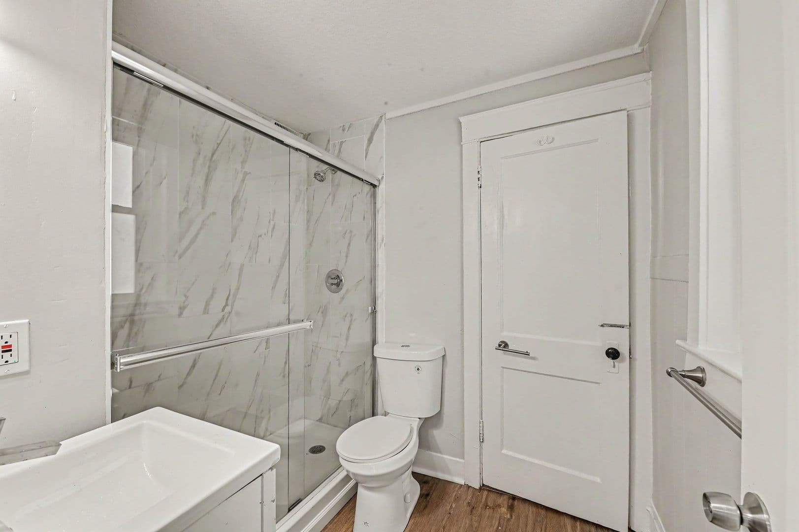 Kansas City Apartment: 4220 Harrison St