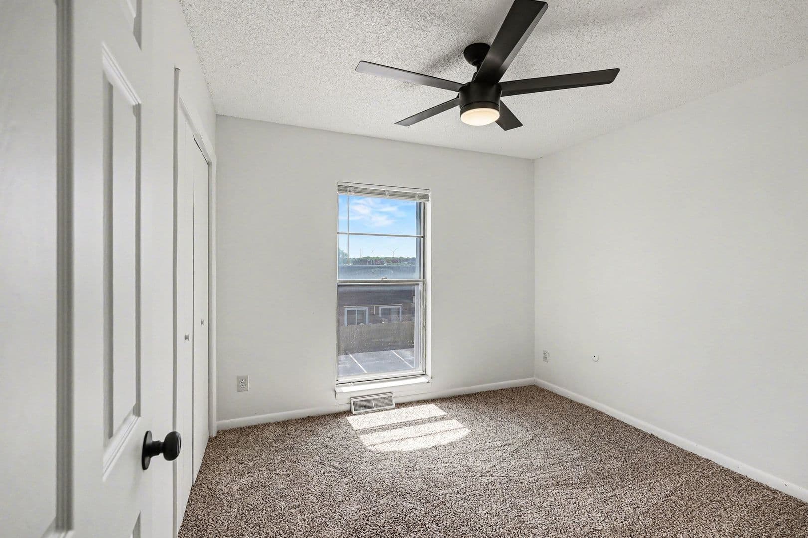 Belton Apartment: 6820 Chapel Dr