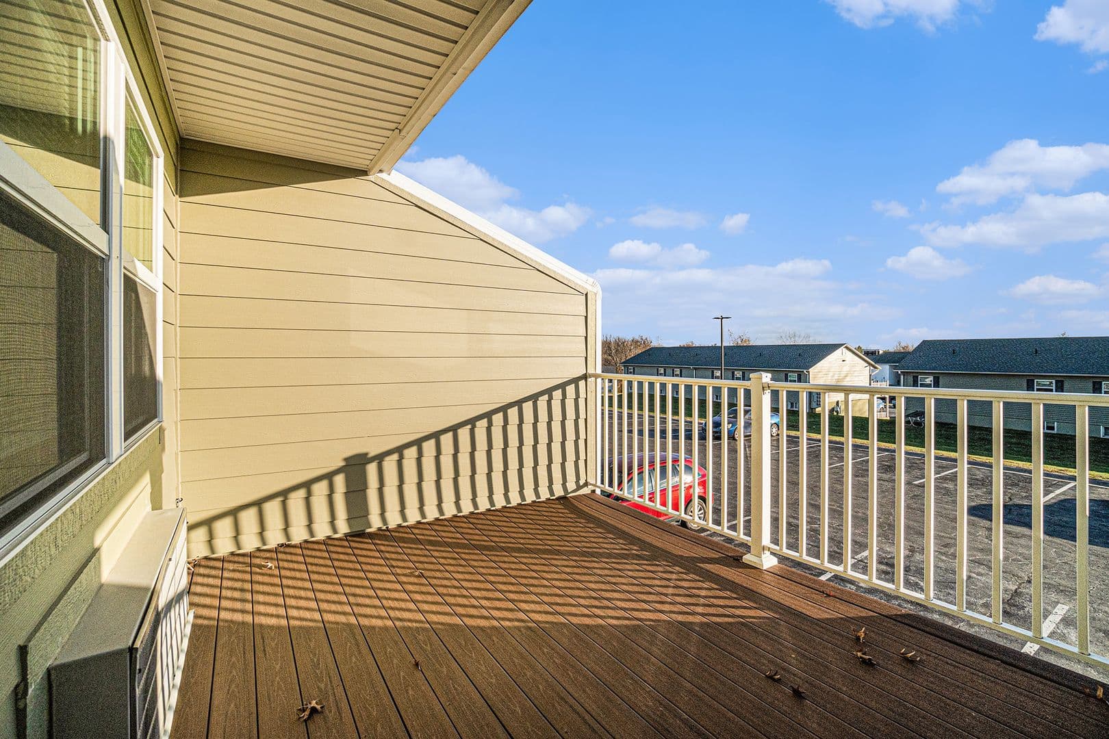 Gladstone Apartment: 2300 NE 70th St