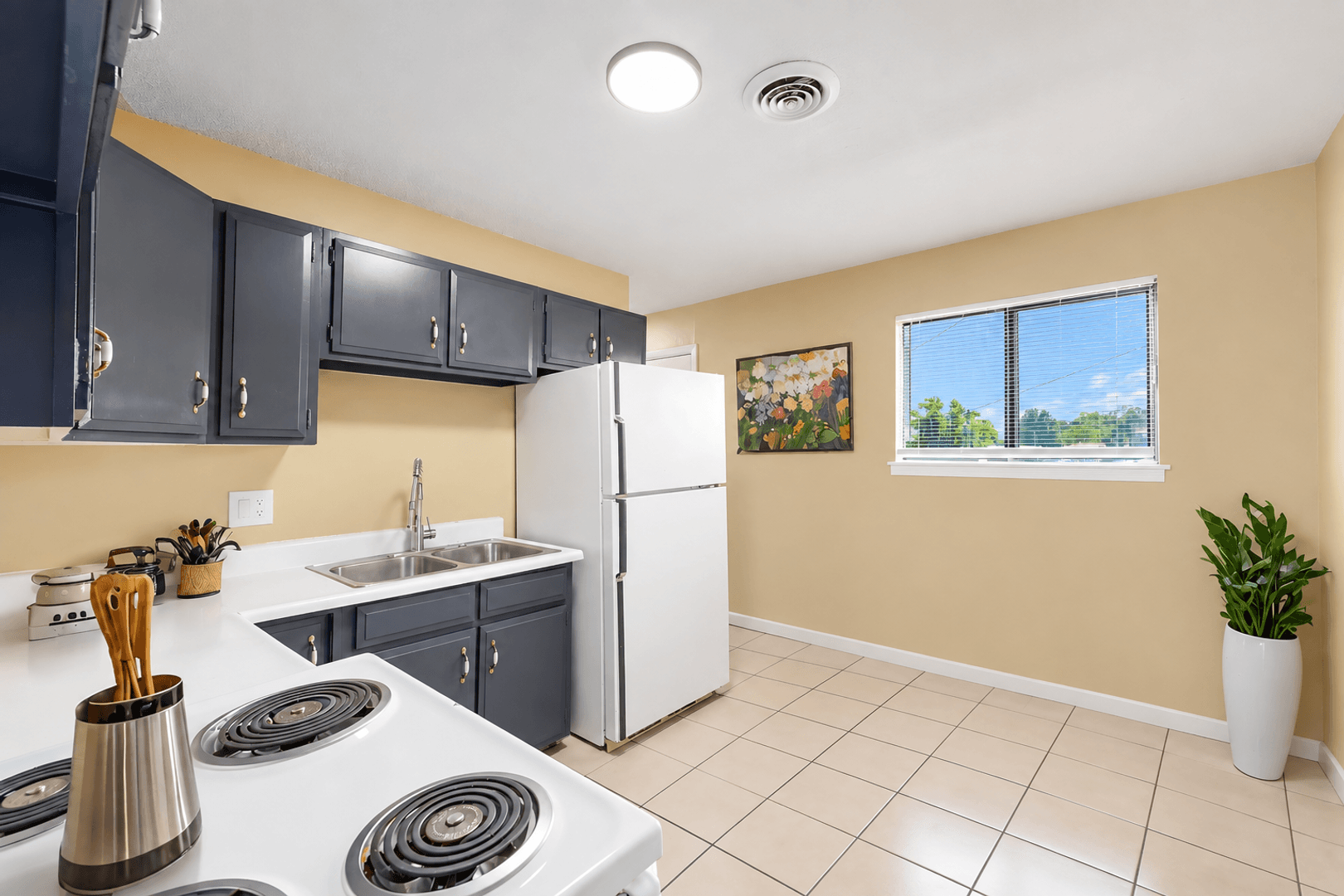 Independence House: 18733 E Blackhawk Trail