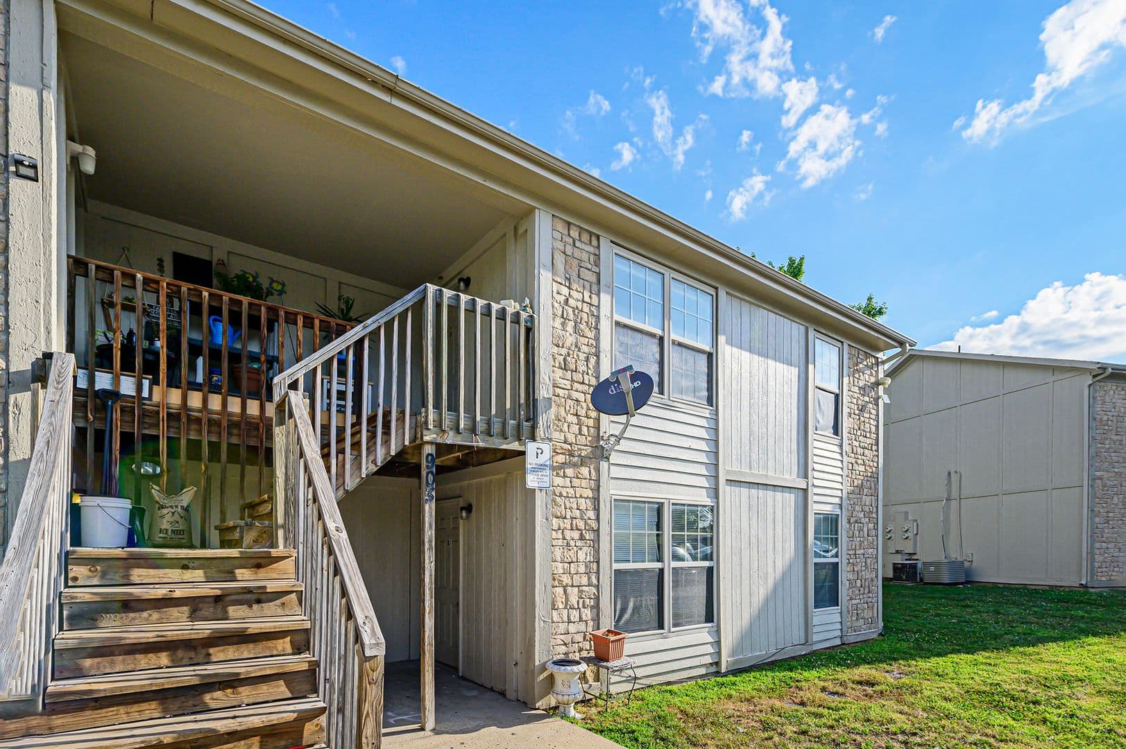 Olathe House: 903 S. Edgebrook Ln #C