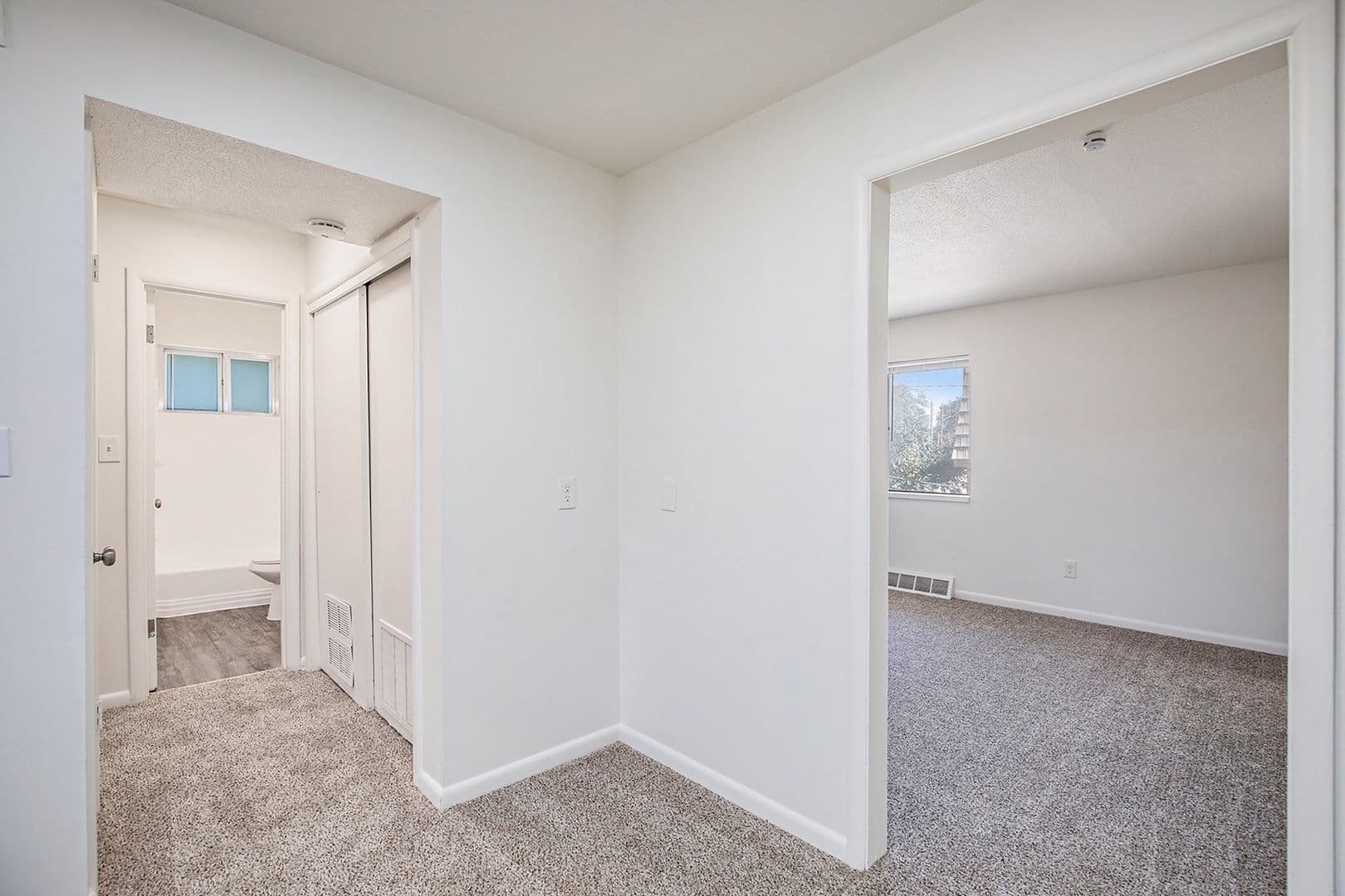 Raytown Apartment: 6315-6333 Ash St